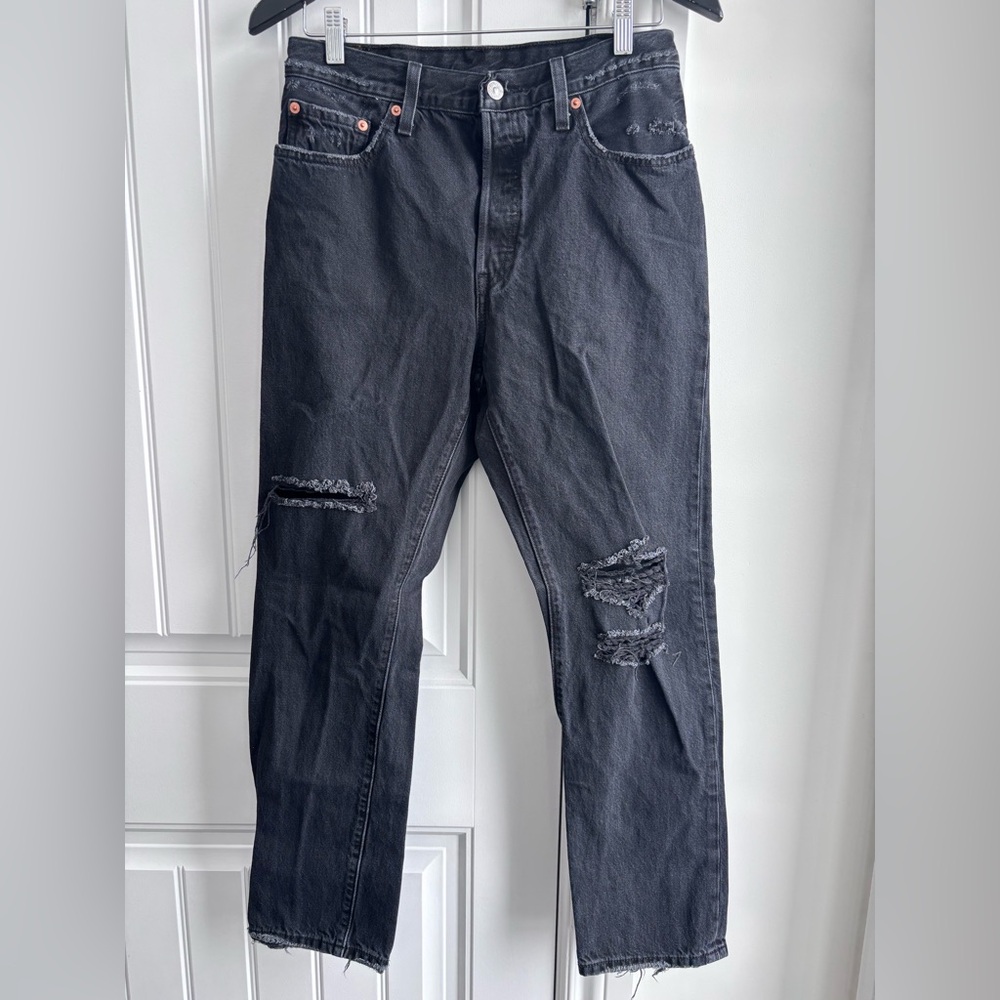 Levi's 501 Black Distressed Jeans Sz 28